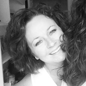 Meet your Posher, Dorinda