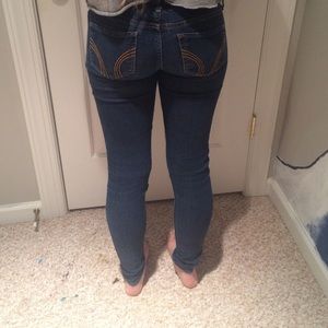 Dark wash Hollister jeans