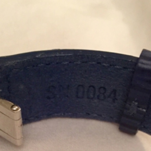 Louis Vuitton Voeux Blue Epi Leather Bracelet - Picture 2 of 4