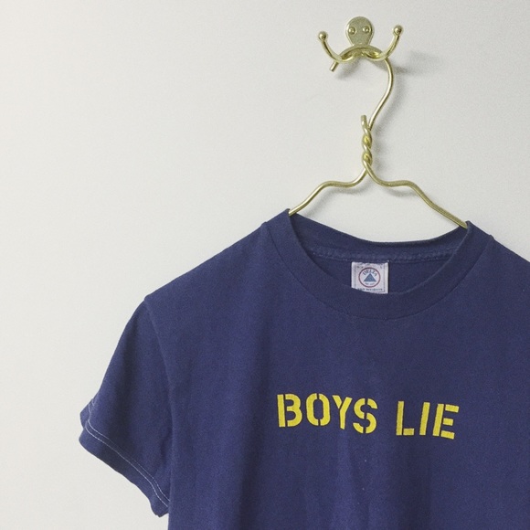 RESERVED: VINTAGE Boys Lie T-Shirt !