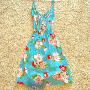 Hollister criss cross back summer dress