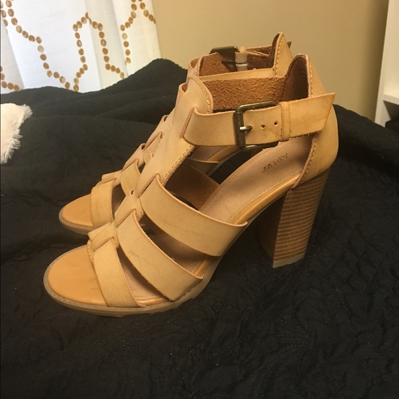 Tan Chunky Heels