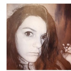 Meet your Posher, Isabel
