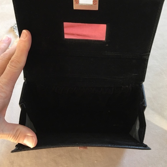 KEEPING.   Mini crossbody shoulder bag. - Picture 2 of 7