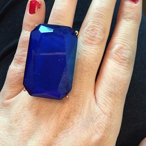 BLUE COSTUME RING