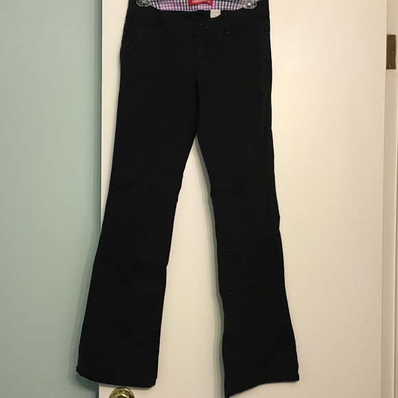Unionbay size 3!
