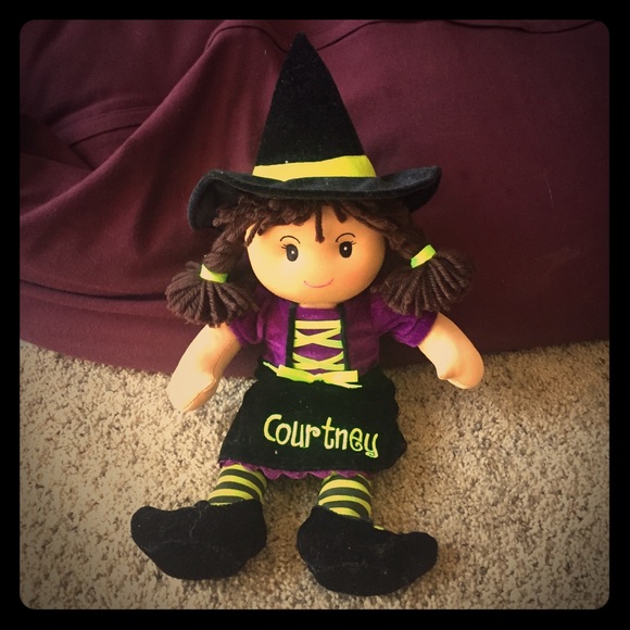 Courtney Doll