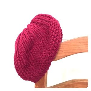 Burgundy Knit Beret!