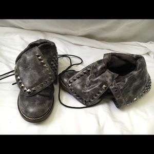 Foldover combat boot