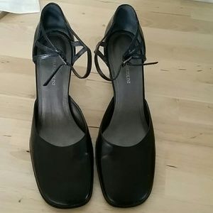 Enzo Angiolini Black Leather Mary Jane heels