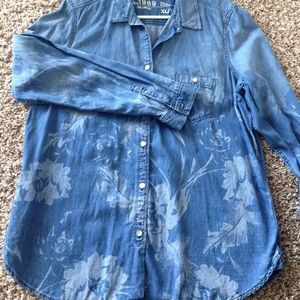 Gap jean shirt