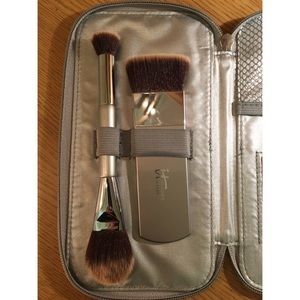 Highlight and Contour Brush Kit