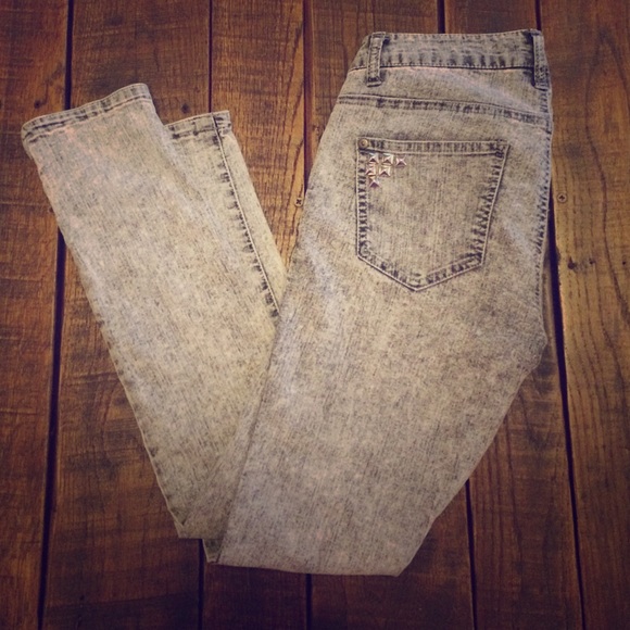 Gray Skinny Jeans!