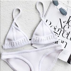 ISO Gigi triangl swimsuit in red or white