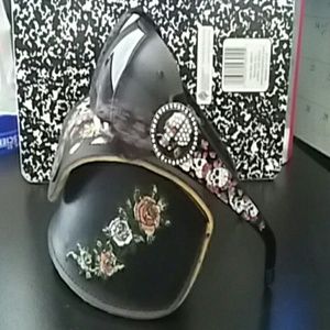 Ed Hardy sun glasses