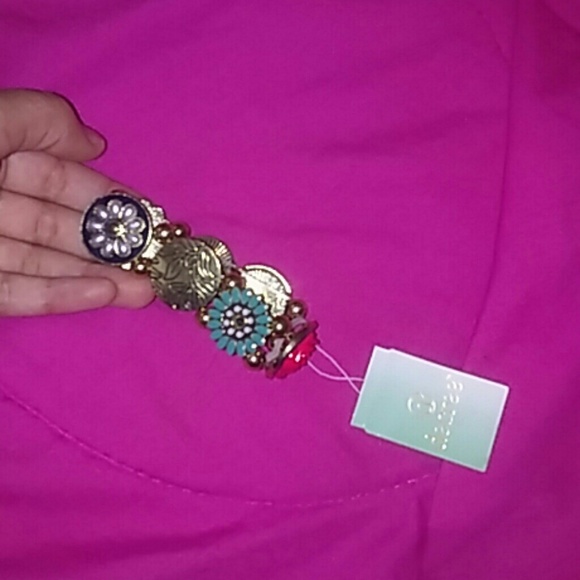 Flower bracelet