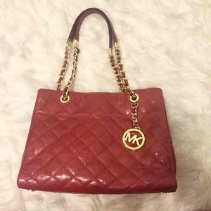 SOLD 2piece set Michael kors Susannah and wallet