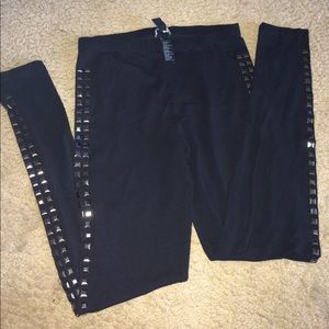 🎈SOLD🎈 Forever 21 studded black leggings