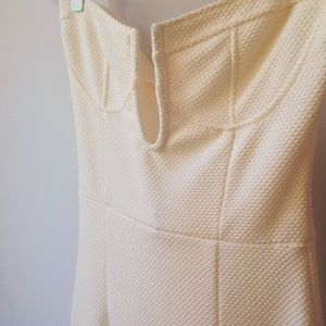 Ivory structured bodycon strapless pencil dress