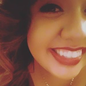 Meet your Posher, Monique