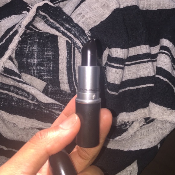 haute core lipstick by MAC