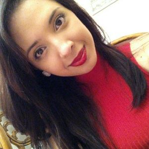 Meet your Posher, Iris