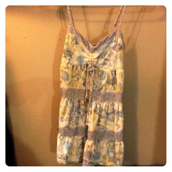 An  American Eagle outfitters tank