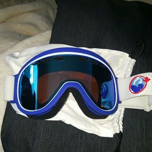 Goggles brand new!