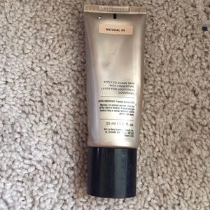 Bare Mineral Complexion Rescue