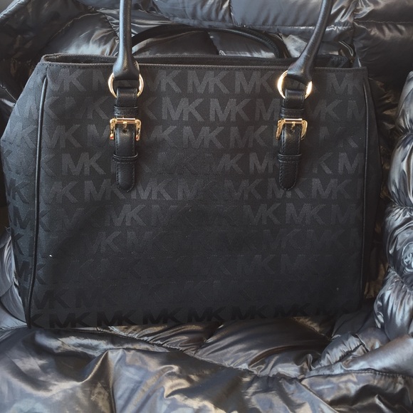 Michael Kors Work Tote! 👜😻