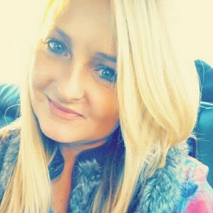 Meet your Posher, Leanne