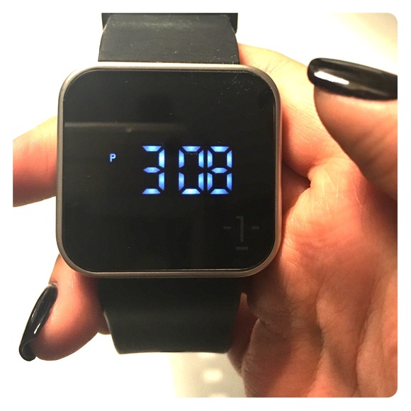 1Face touchscreen watch!