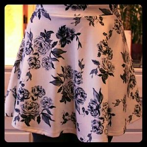 F21 Black & White Floral Skater Skirt