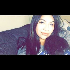 Meet your Posher, Andrea