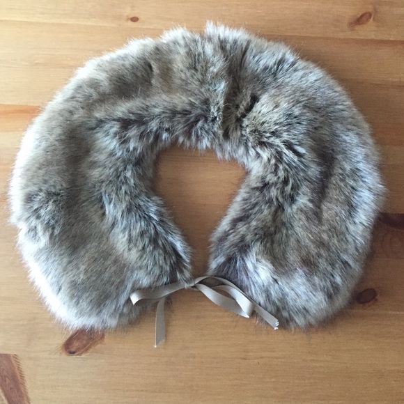 Anthropologie faux fur collar
