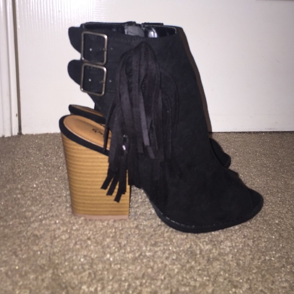 Black open toed fringe booties