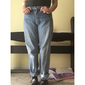 Vintage Levi high waisted jeans