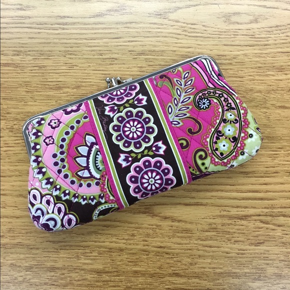 Vera Bradley Wallet in Very Berry VGUC
