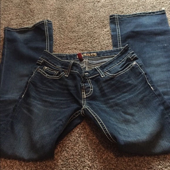 Buckle jeans