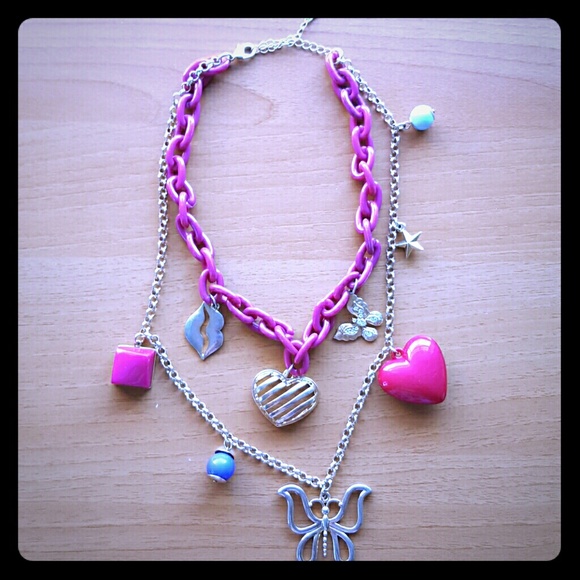 Guess charmed necklace