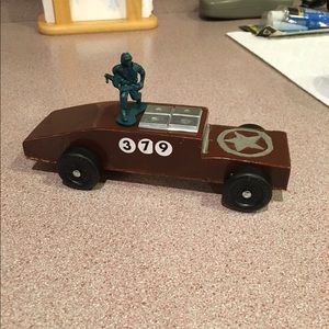 Meet your Posher, Danielle