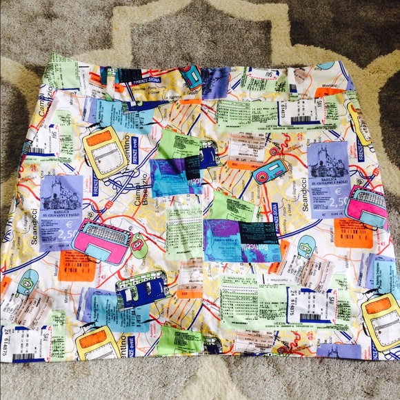 *price reduced* Attyre Travel Themed skort
