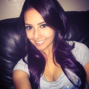 Meet your Posher, Thalia