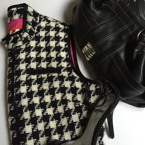 ABS Allen Schwartz Jackets & Blazers - ABS BY Allen Schwortz black and white vest.