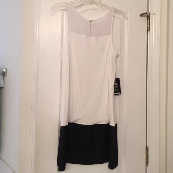 Dress - Picture 1 of 1