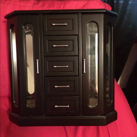 Black Jewelry Dresser
