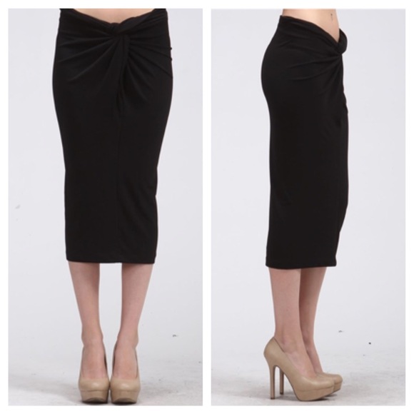 Chic front knot runched skirt LAST One - Picture 3 of 3