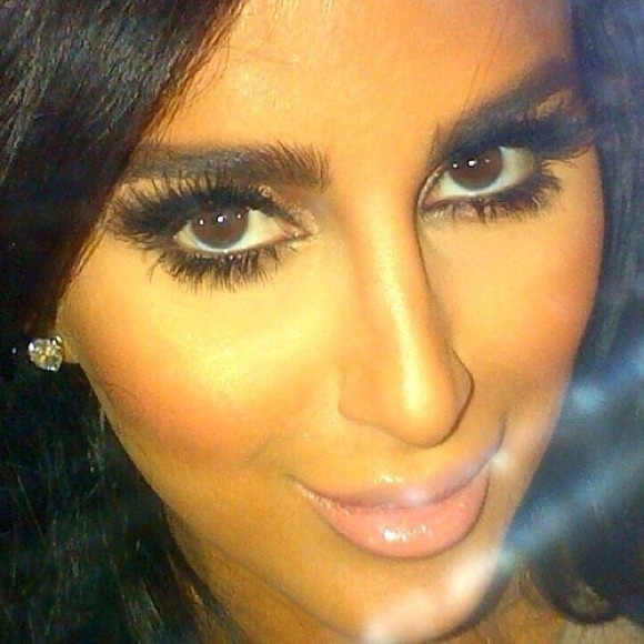 100% Human Hair Lash Extensions. False lashes.