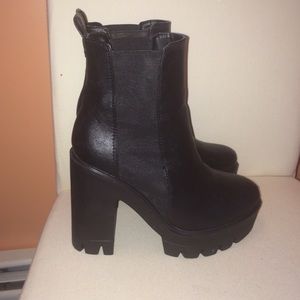 Ankle boots