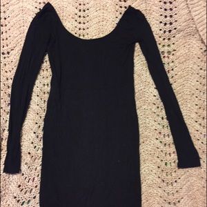 Long sleeve bodycon dress